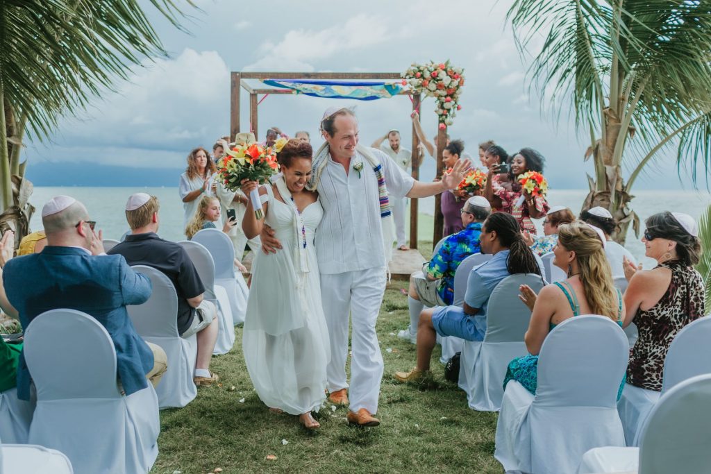 wedding-ocean-sky-palms-bride-groom