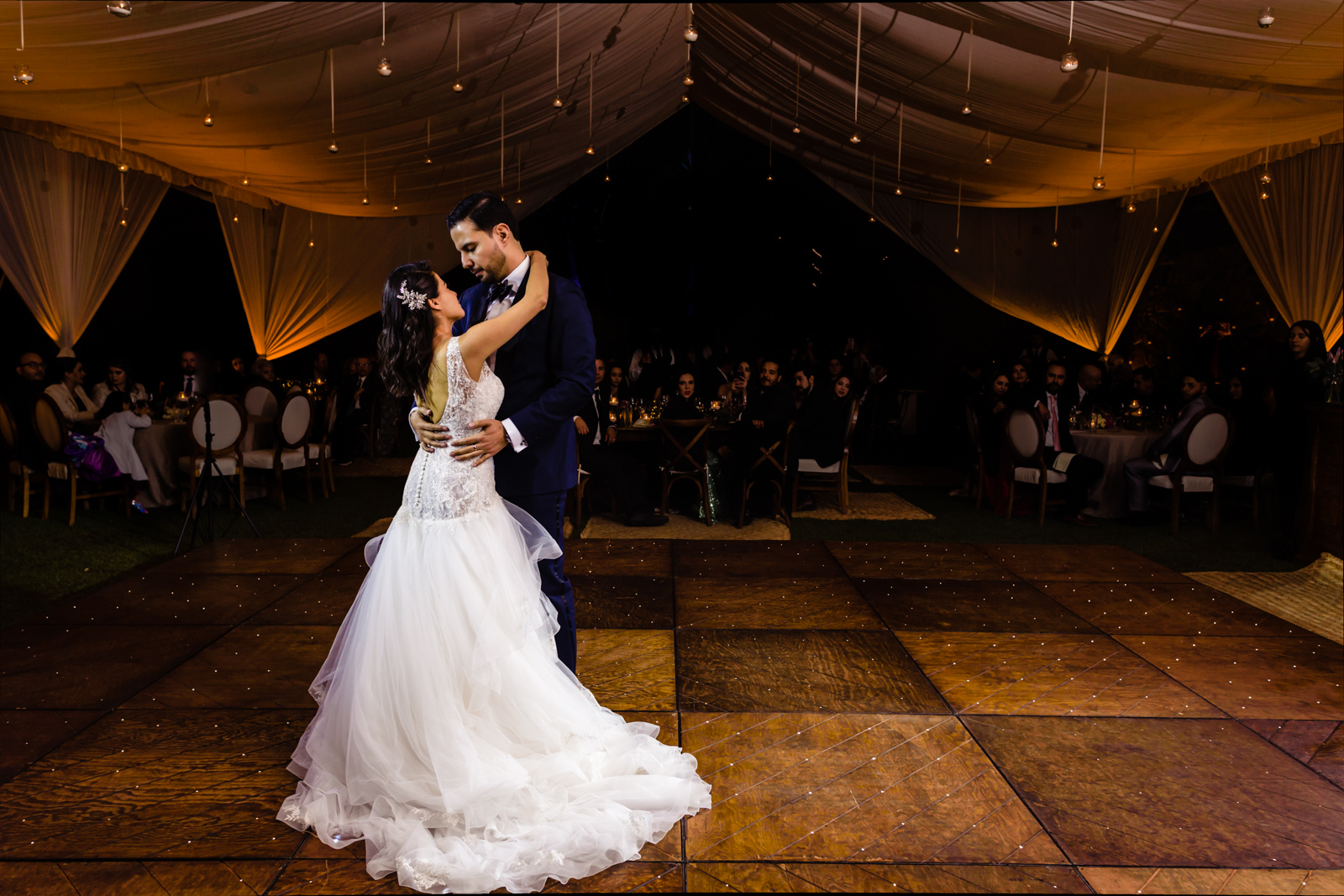 first dance bride and the groom on the dance floor 